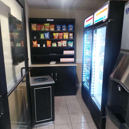 Surestay Plus Hotel By Best Western Alvin Facilități foto